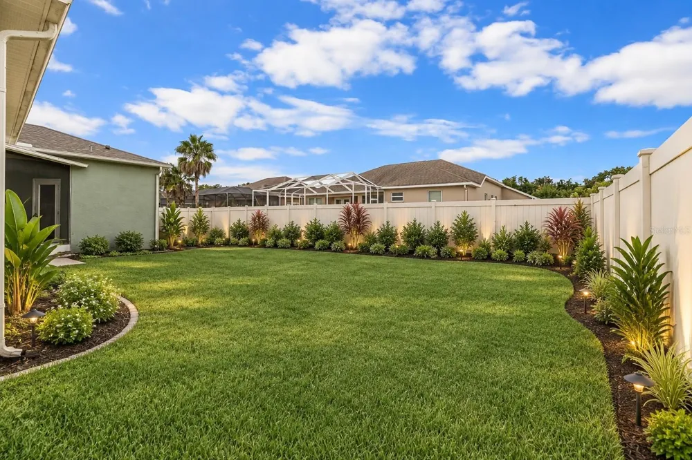 7040 FRASCATI LOOP Wesley Chapel, FL 33544
