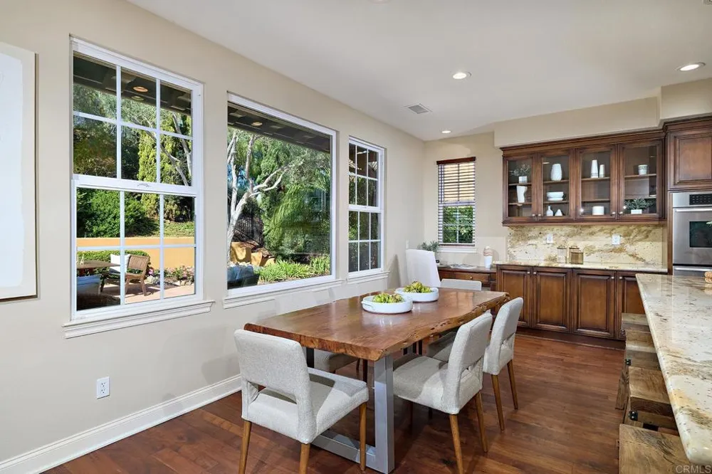 6936 SITIO CORDERO Carlsbad, CA 92009