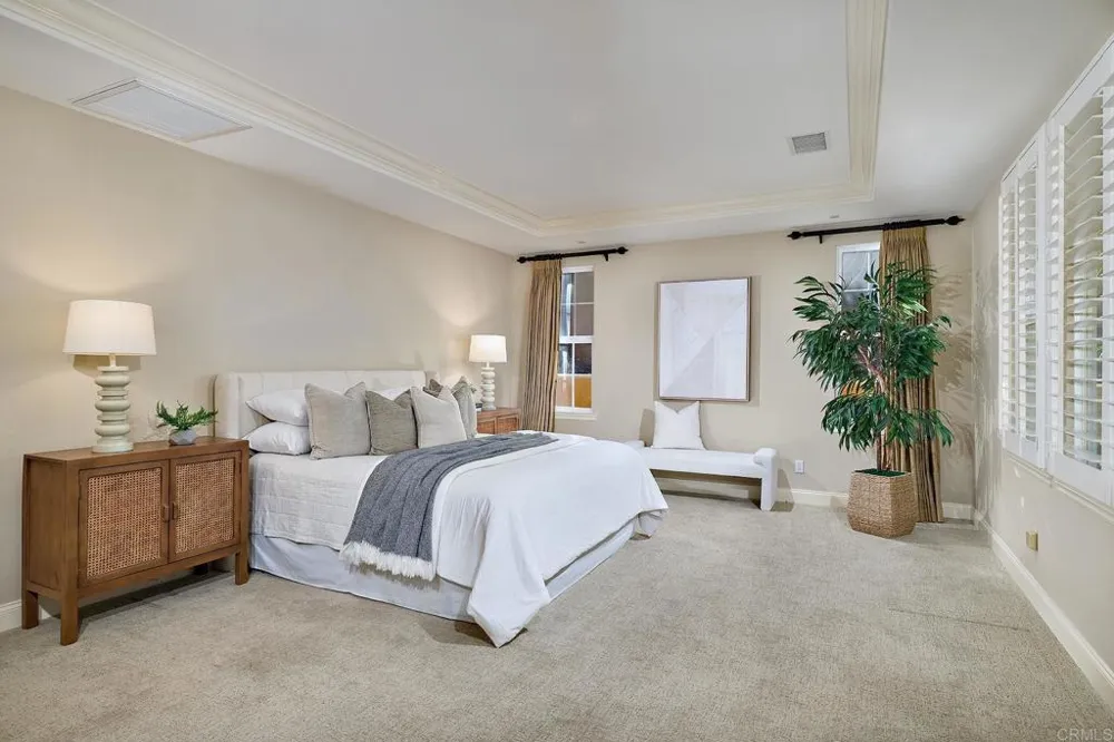 6936 SITIO CORDERO Carlsbad, CA 92009