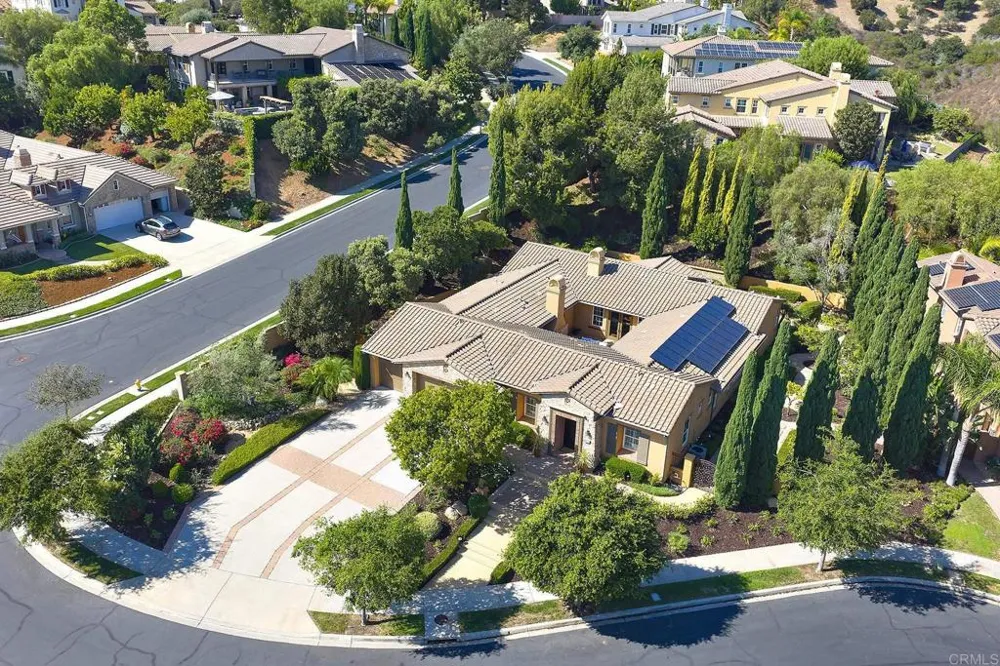6936 SITIO CORDERO Carlsbad, CA 92009