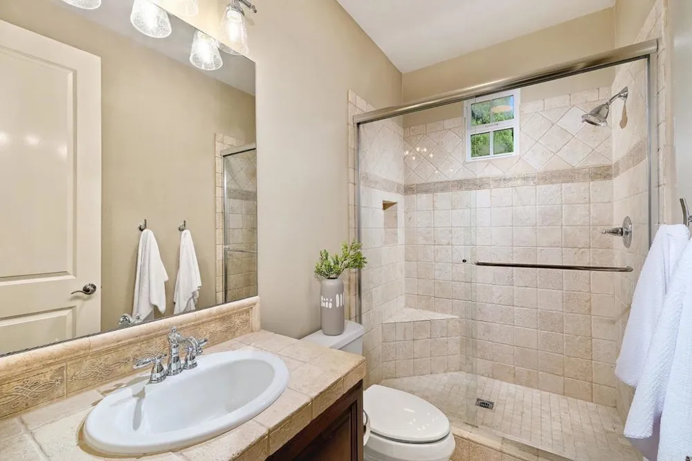 6936 SITIO CORDERO Carlsbad, CA 92009