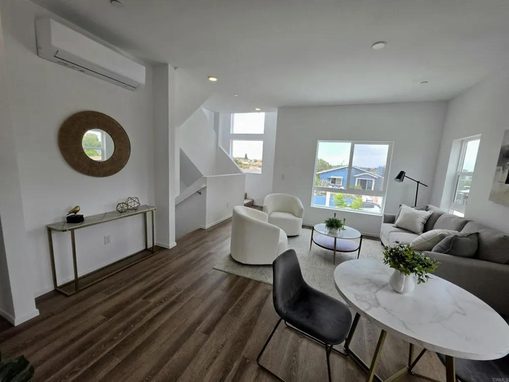 4966 Ocean View Boulevard San Diego, CA 92113