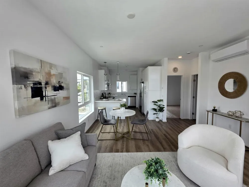 4966 Ocean View Boulevard San Diego, CA 92113