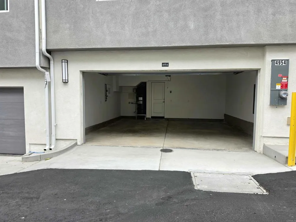 4966 Ocean View Boulevard San Diego, CA 92113