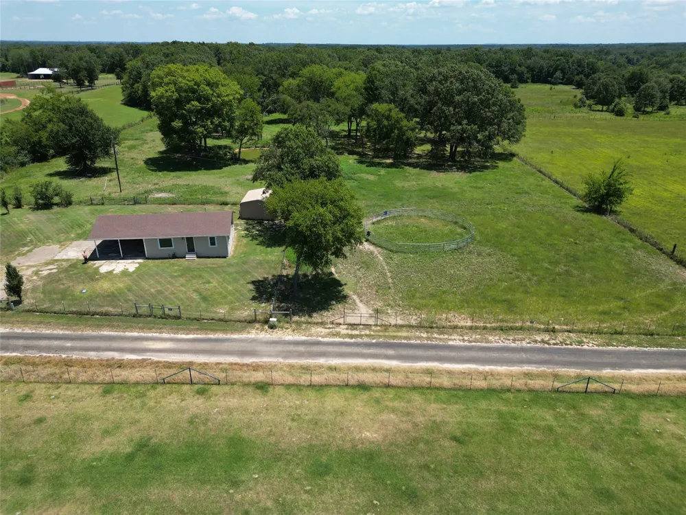 2099 County Road 3420 Leesburg, TX 75451