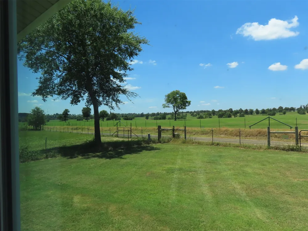 2099 County Road 3420 Leesburg, TX 75451