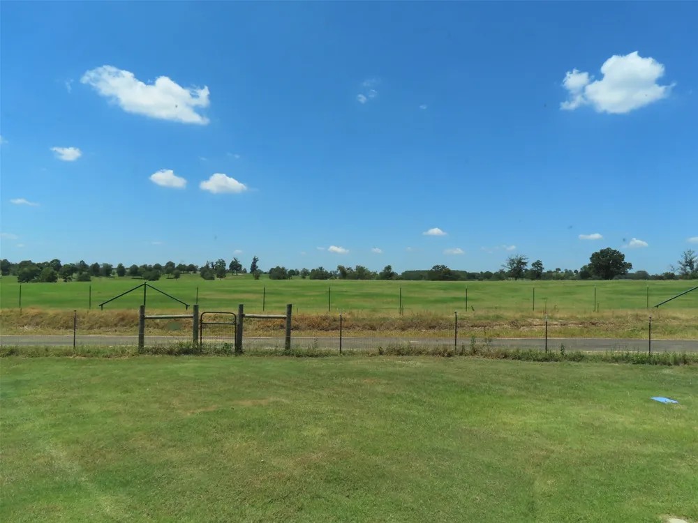 2099 County Road 3420 Leesburg, TX 75451