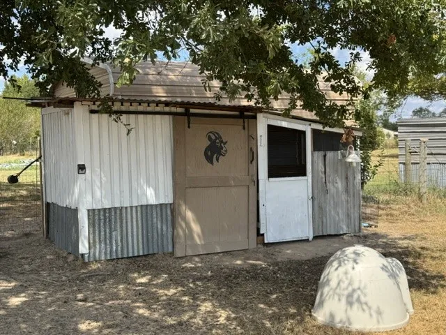 2099 County Road 3420 Leesburg, TX 75451