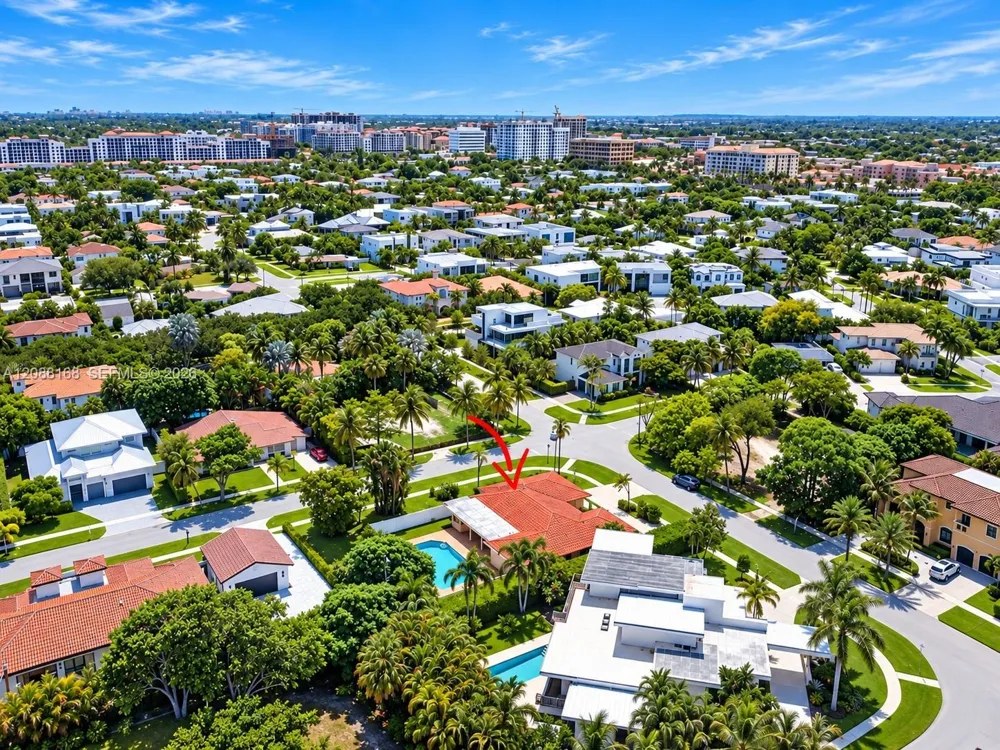 820 NE 4th Ave Boca Raton, FL 33432