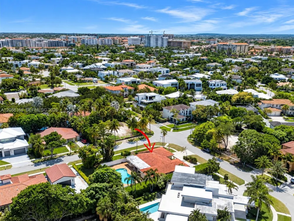 820 NE 4th Ave Boca Raton, FL 33432