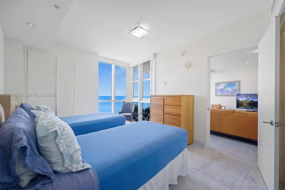 18201 Collins Ave #1006 Sunny Isles Beach, FL 33160