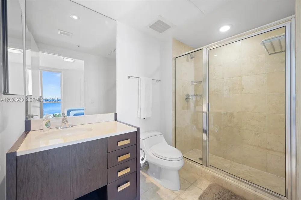 18201 Collins Ave #1006 Sunny Isles Beach, FL 33160
