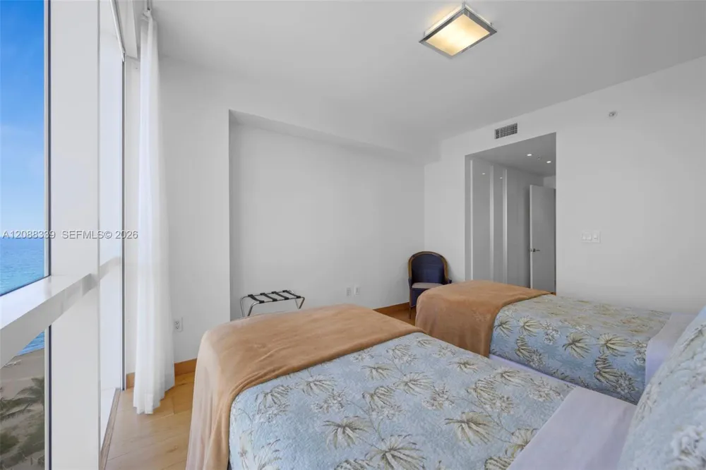 18201 Collins Ave #1006 Sunny Isles Beach, FL 33160