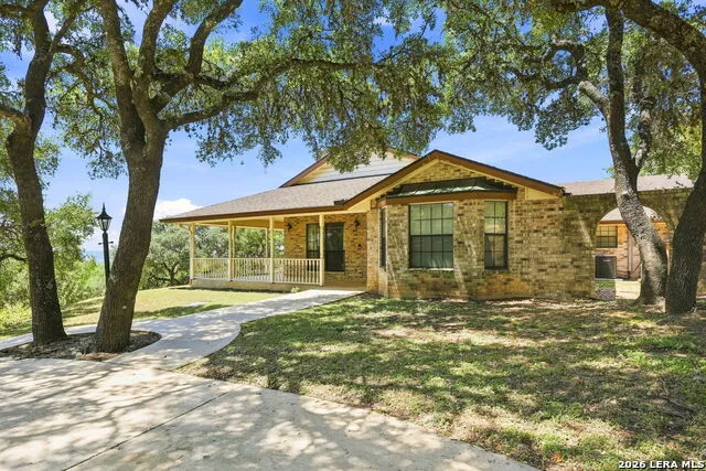 5691 CIRCLE OAK DR Bulverde, TX 78163