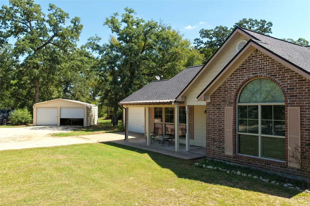 20080 PR 3186 Marquez, TX 77865