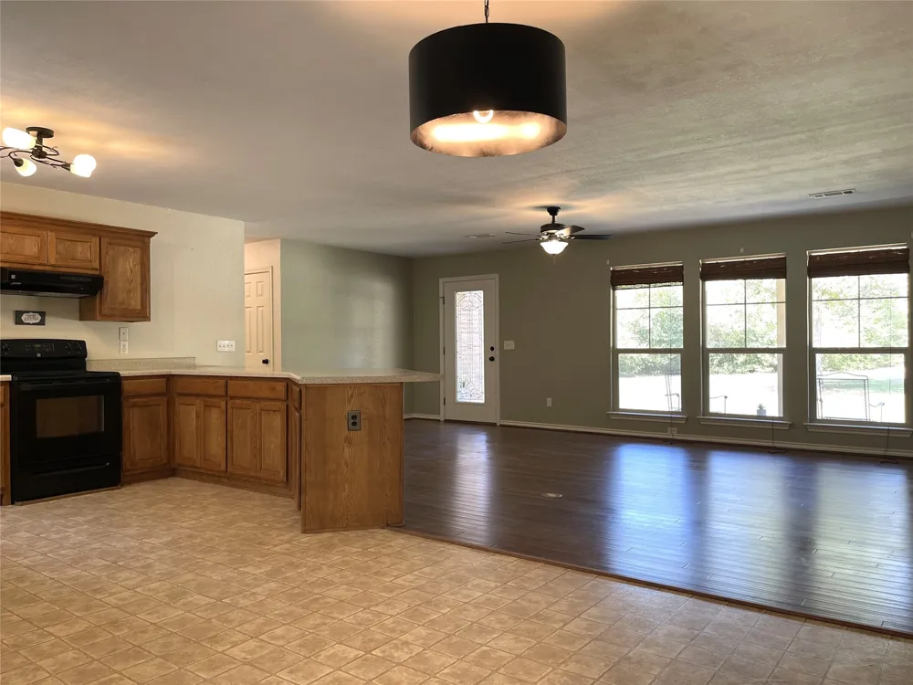 20080 PR 3186 Marquez, TX 77865