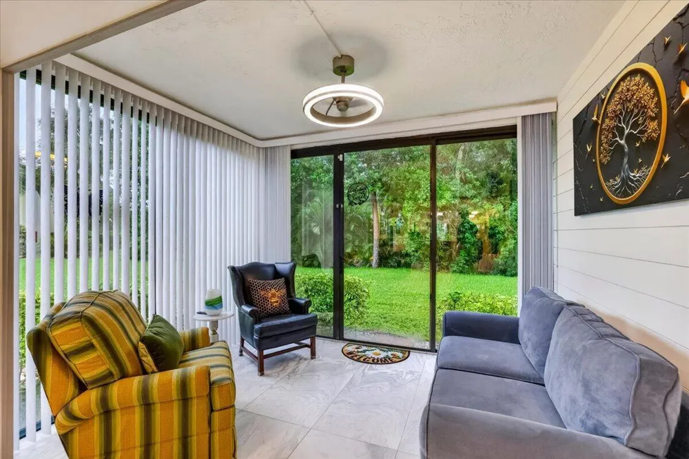 21864 Arriba Real Boca Raton, FL 33433