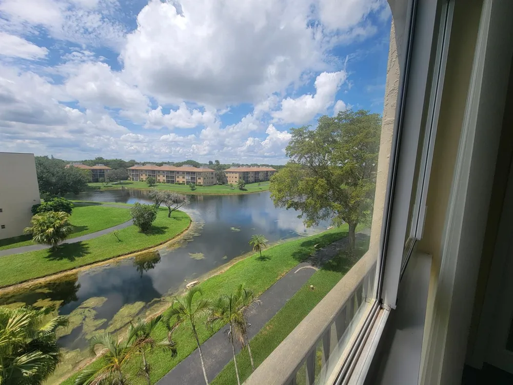 7840 NW 50TH STREET #504 Lauderhill, FL 33351
