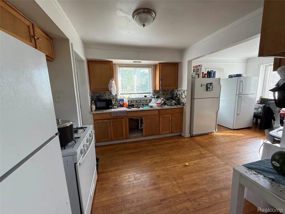 11300 Rossiter Street Detroit City, MI 48224
