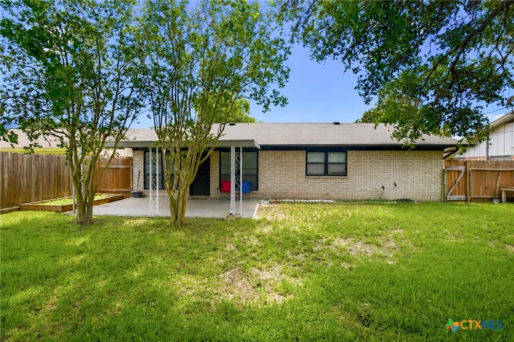 204 Timberlane Victoria, TX 77901