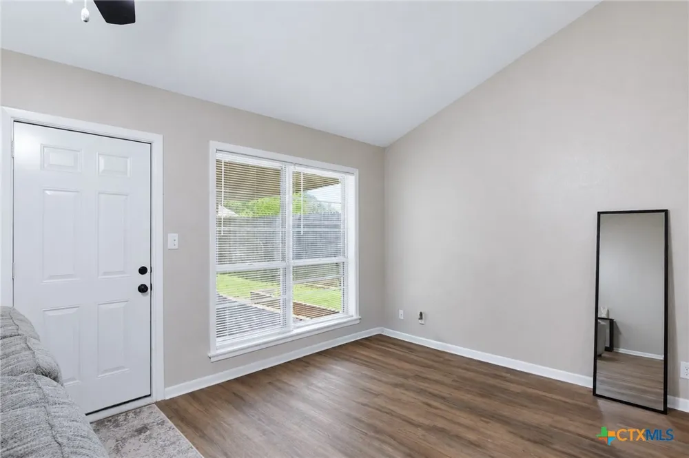 204 Timberlane Victoria, TX 77901