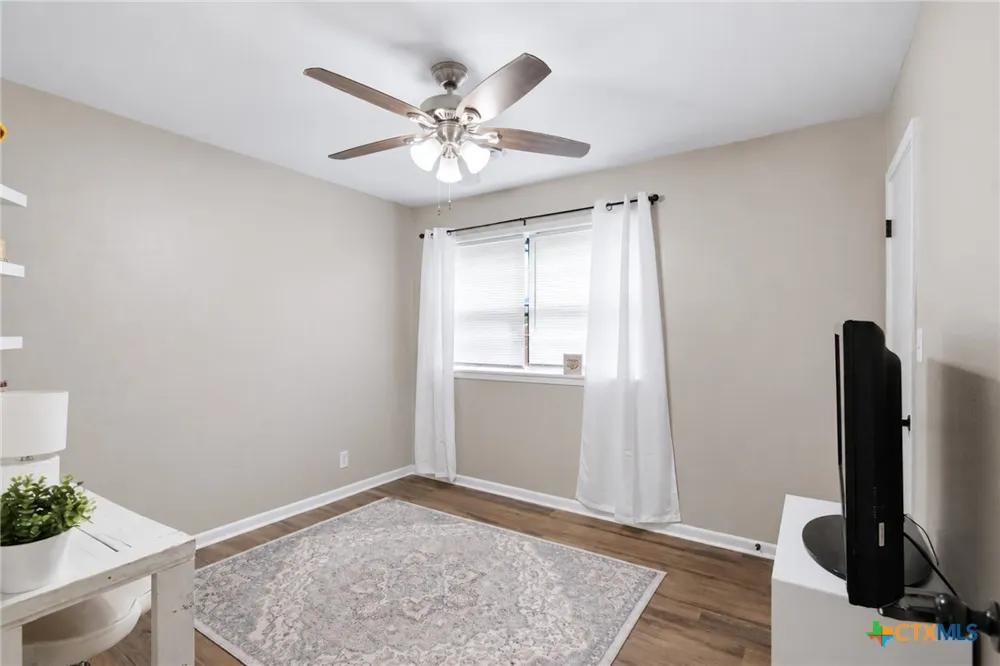 204 Timberlane Victoria, TX 77901