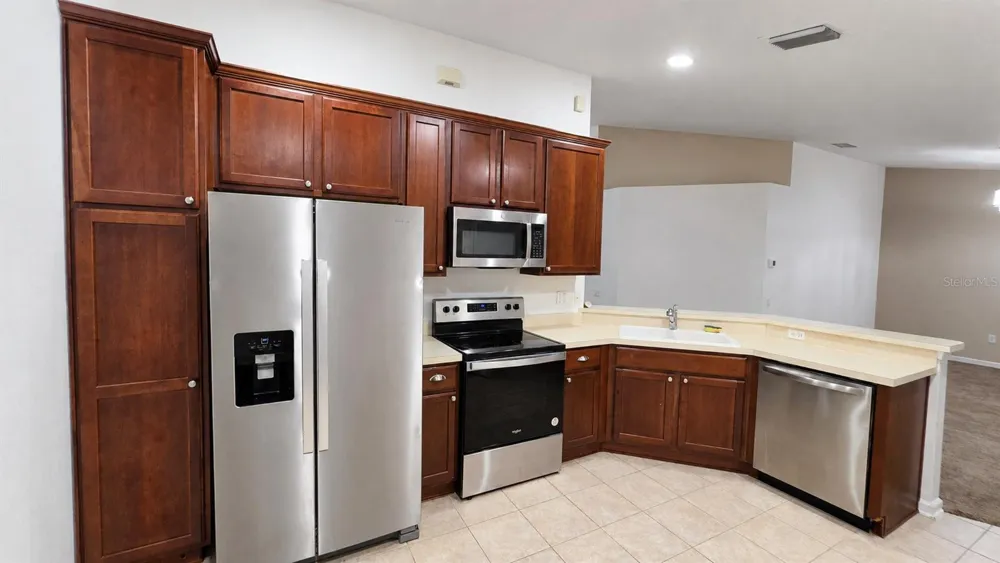 2086 KINGS PALACE DRIVE #2086 Riverview, FL 33578