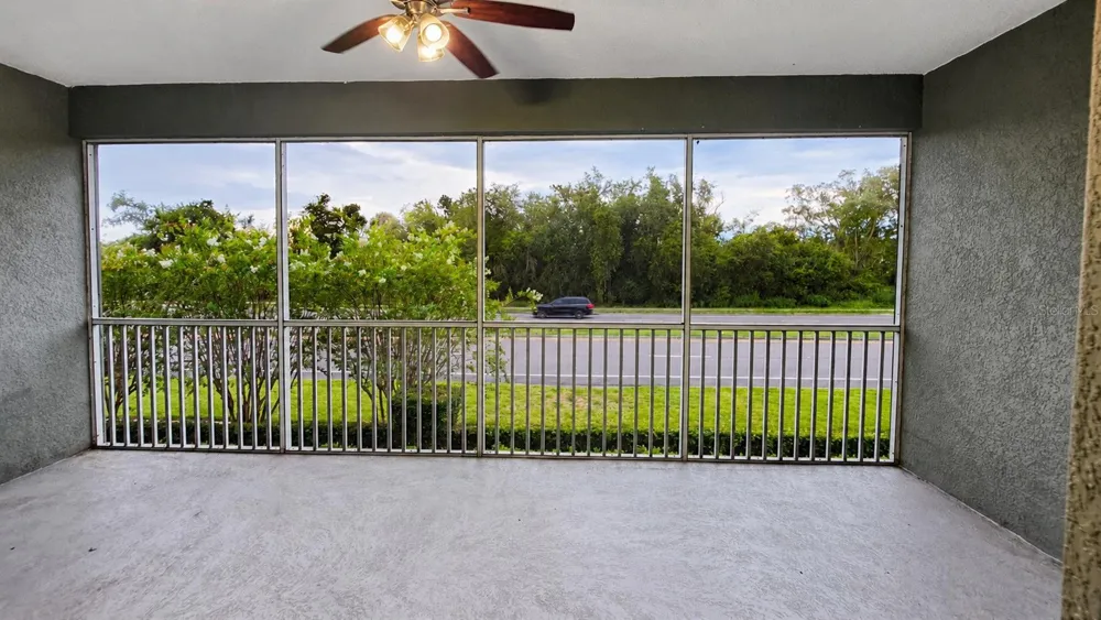 2086 KINGS PALACE DRIVE #2086 Riverview, FL 33578