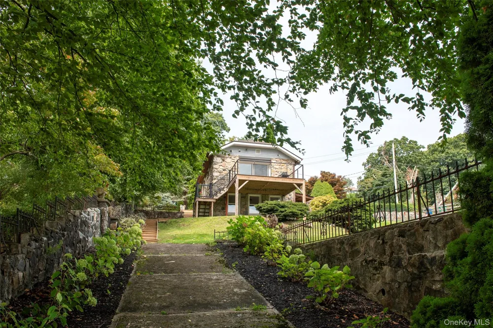 112 W Lake Boulevard Mahopac, NY 10541