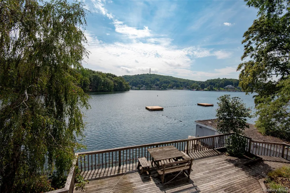 112 W Lake Boulevard Mahopac, NY 10541
