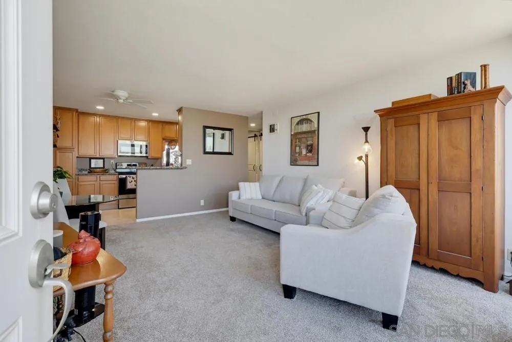 6333 Mount Ada unit 269 San Diego, CA 92111