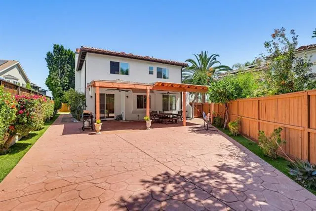 18120 Jaguar Court Los Angeles, CA 91335