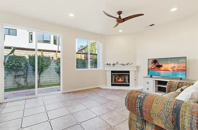 18120 Jaguar Court Los Angeles, CA 91335