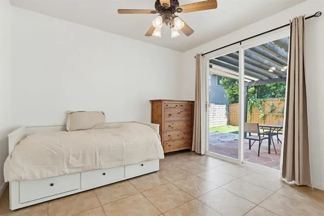 18120 Jaguar Court Los Angeles, CA 91335