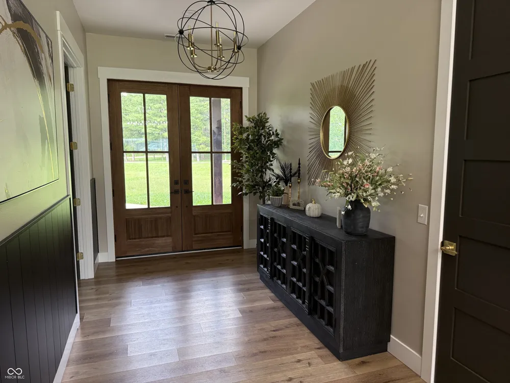2985 E 1250 North Alexandria, IN 46001