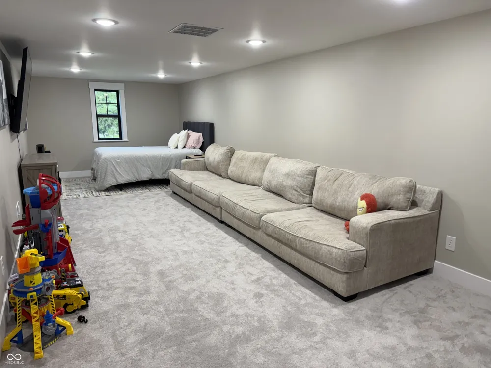 2985 E 1250 North Alexandria, IN 46001