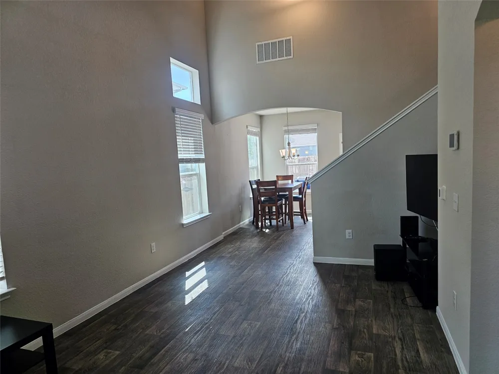 10504 Fulton Avenue Austin, TX 78754