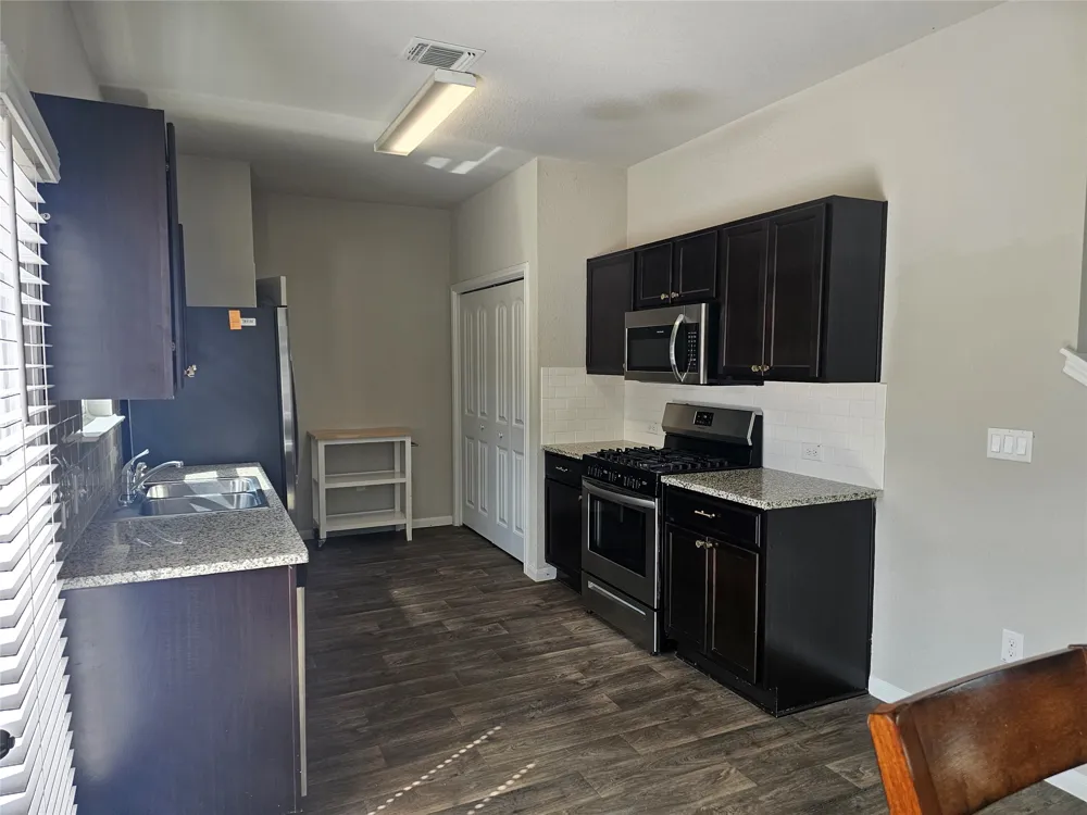 10504 Fulton Avenue Austin, TX 78754
