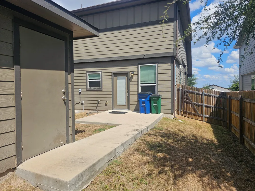 10504 Fulton Avenue Austin, TX 78754