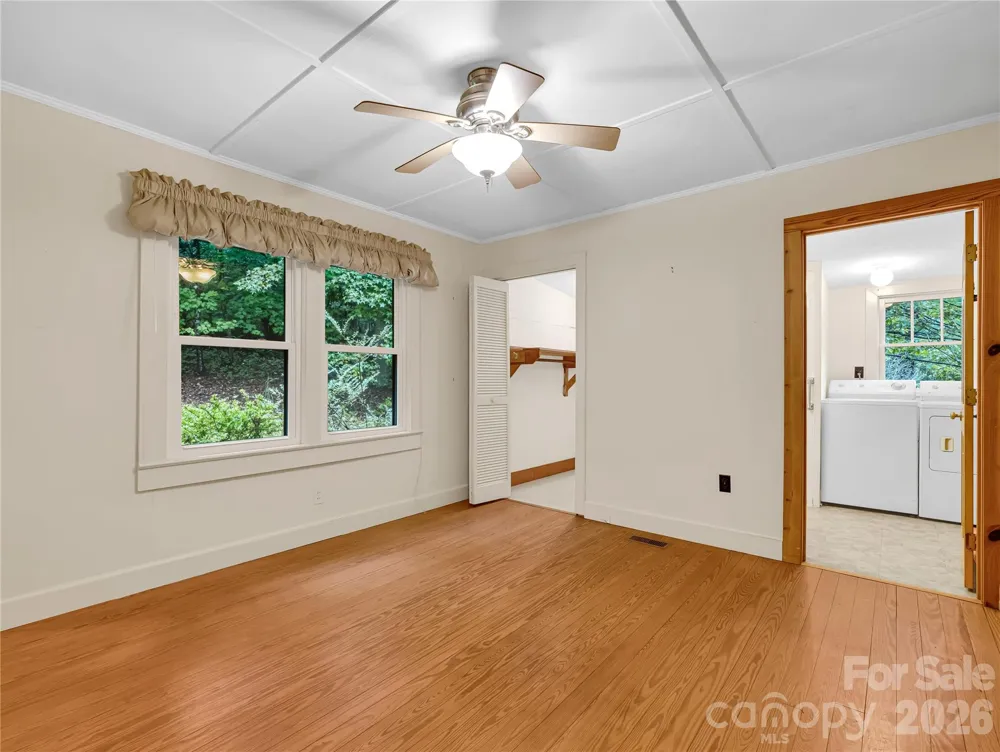 989 Fox Mountain Road Columbus, NC 28722