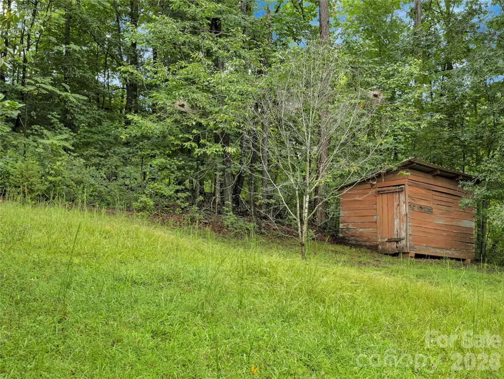 989 Fox Mountain Road Columbus, NC 28722