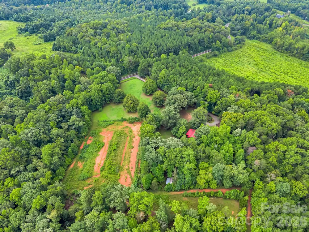 989 Fox Mountain Road Columbus, NC 28722