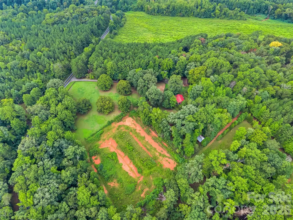 989 Fox Mountain Road Columbus, NC 28722