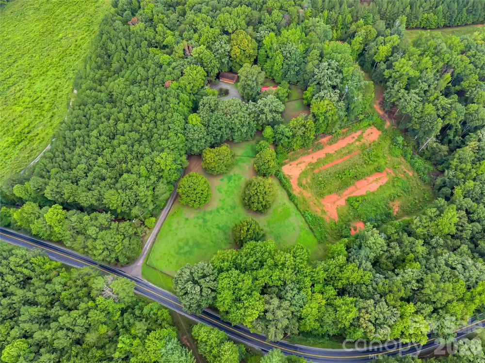 989 Fox Mountain Road Columbus, NC 28722