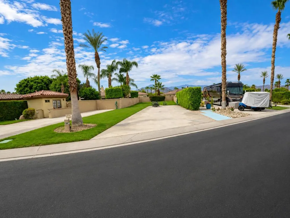 80501 Avenue 48 #260 Indio, CA 92201