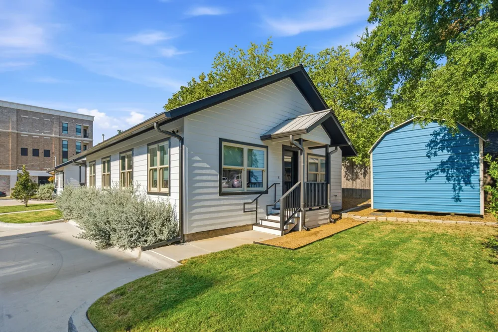 7274 Elm Street Frisco, TX 75034