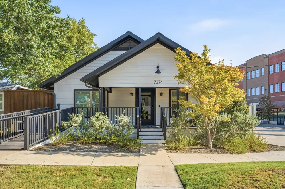 7274 Elm Street Frisco, TX 75034