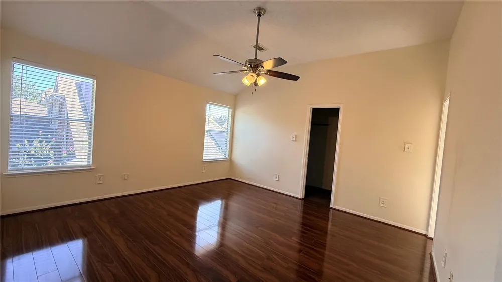 106 Crimson Bay Drive League City, TX 77573