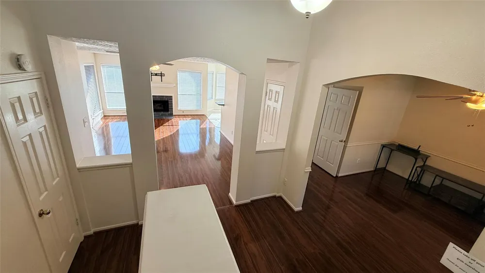 106 Crimson Bay Drive League City, TX 77573