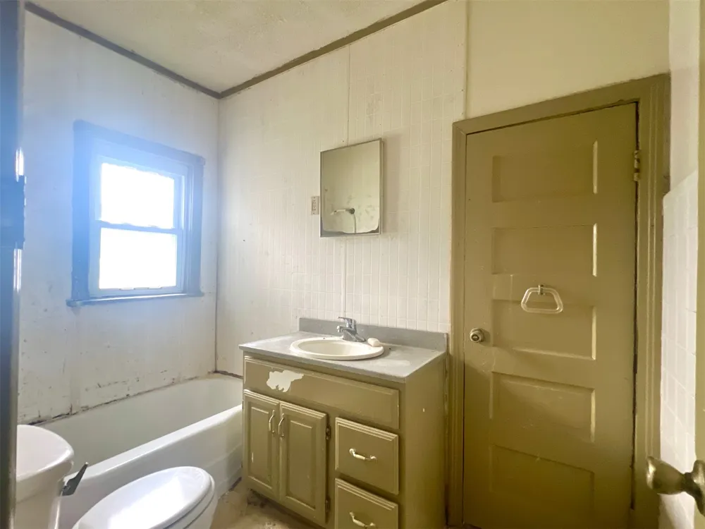 2532 E 7th Street Tulsa, OK 74104